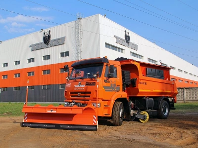 МКДУ-10 комбинированная дорожная машина